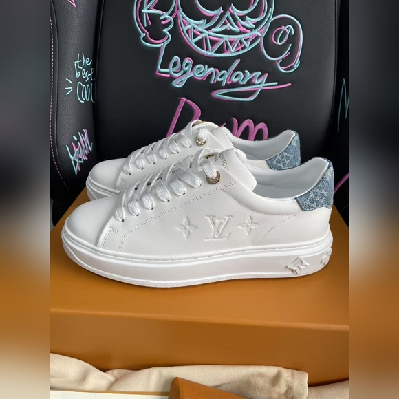 Louis Vuitton Time Out Sneaker - Picture 5 of 16